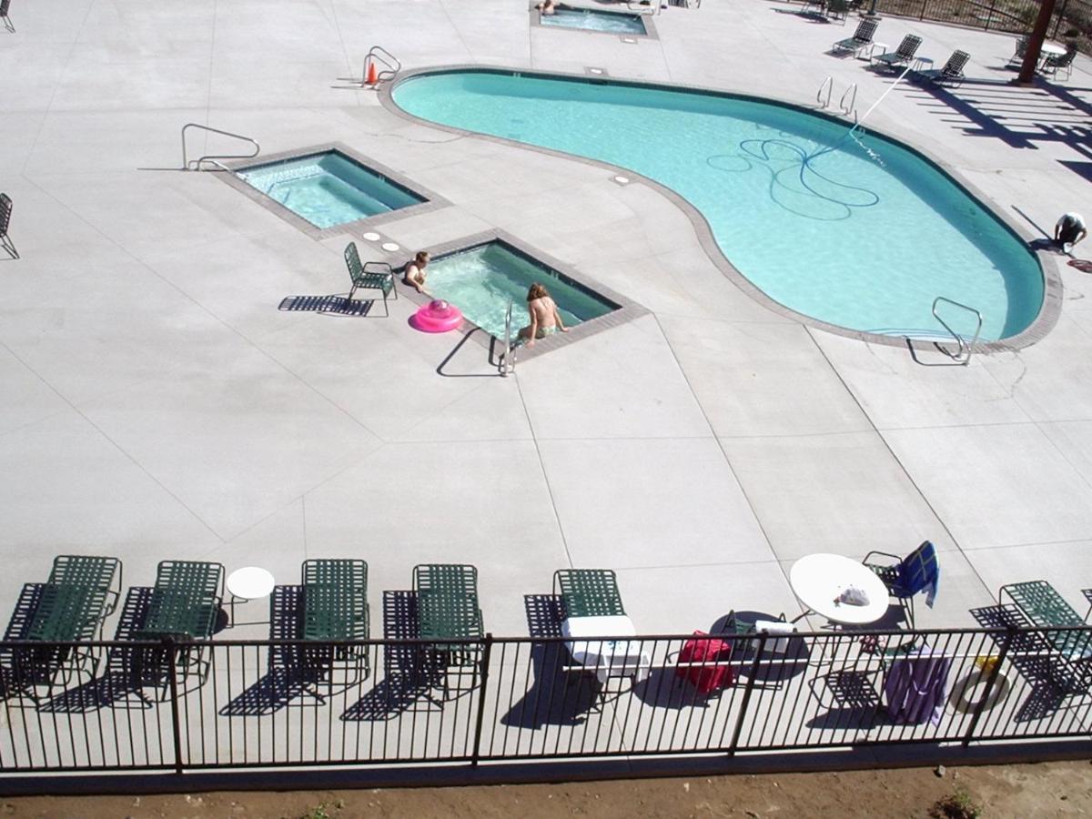 Holiday Inn Club Vacations - David Walley'S Resort, An Ihg Hotel Genoa Exterior foto